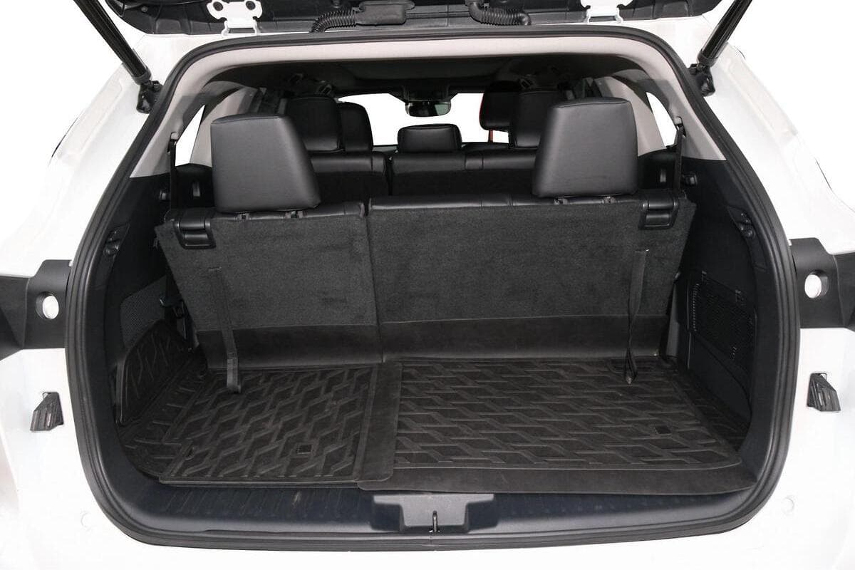 2025 Toyota Kluger Grande Auto eFour image 8