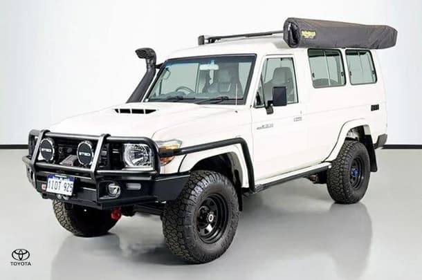 2022 Toyota LANDCRUISER MILITARY WorkMate image 4