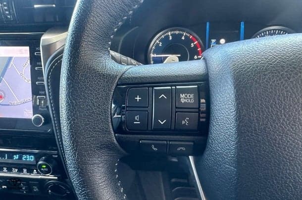 2021 Toyota Fortuner Crusade image 18