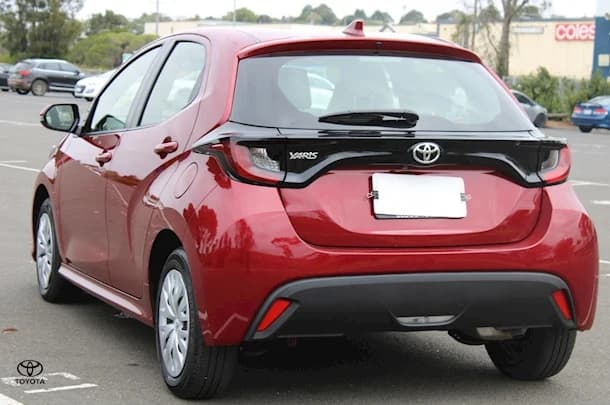 2023 Toyota Yaris Ascent Sport image 10