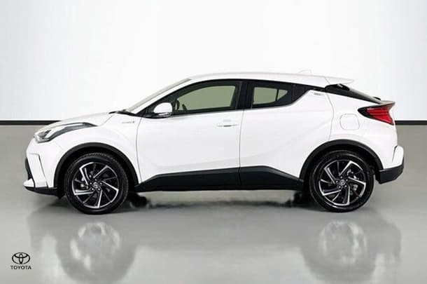 2022 Toyota C-HR Hybrid Koba 2WD image 5