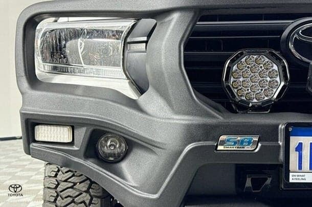 2020 Toyota LANDCRUISER GX image 3