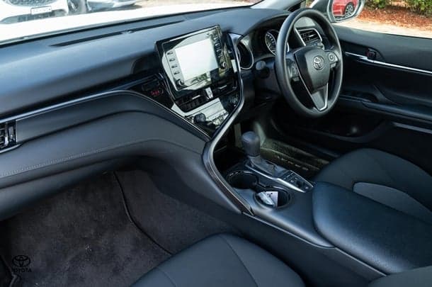 2024 TOYOTA Camry Hybrid Ascent image 8