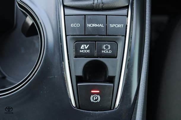 2020 Toyota Camry Hybrid Ascent image 19