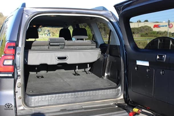 2022 Toyota Prado GXL image 14