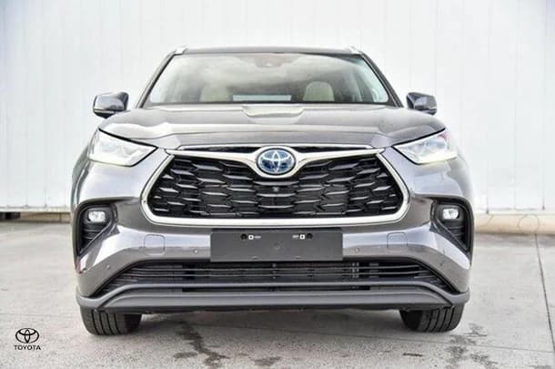 2023 Toyota Kluger Hybrid AWD GRANDE image 5