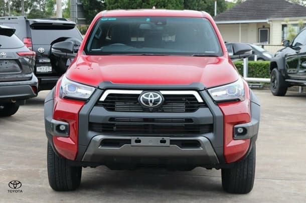 2023 Toyota Hilux 4x4 Rogue image 17