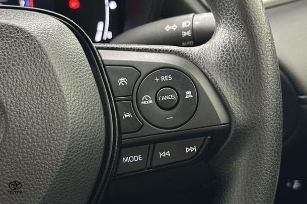 2022 Toyota Corolla Cross Petrol GX image 22