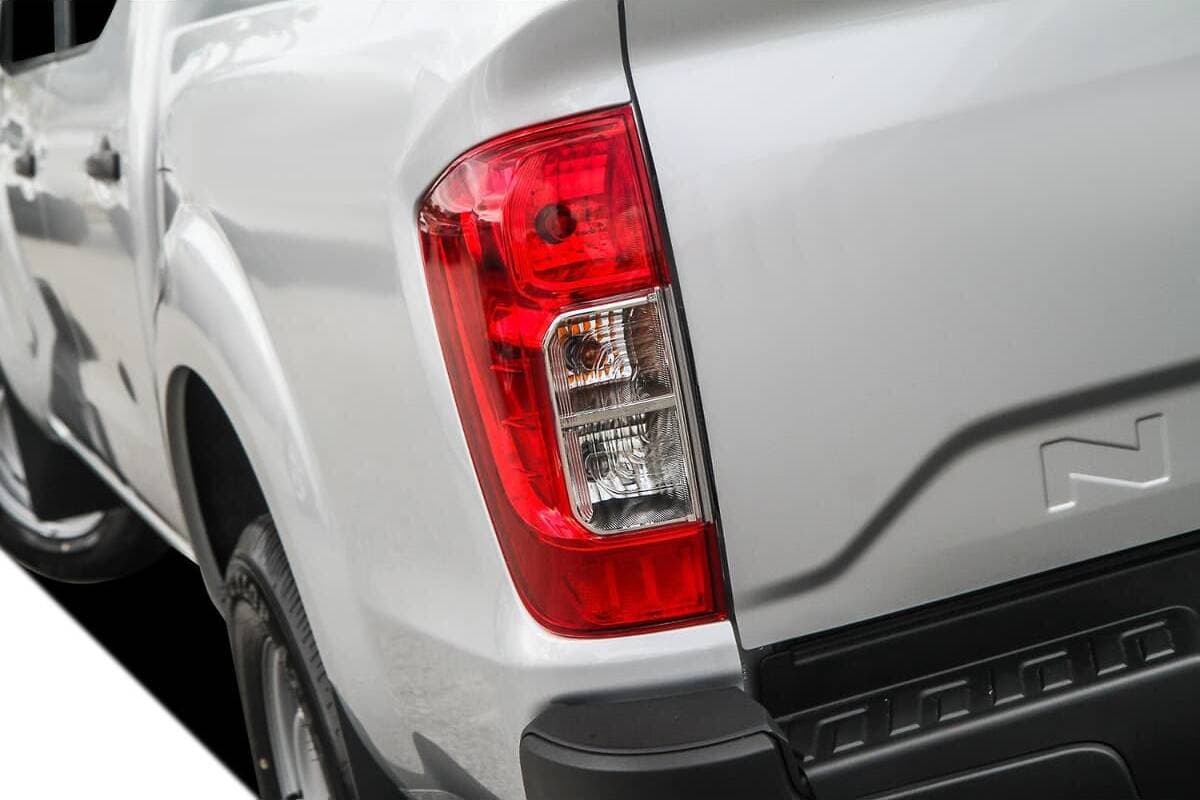 2025 Nissan Navara SL D23 Manual 4x2 MY24 Dual Cab image 17