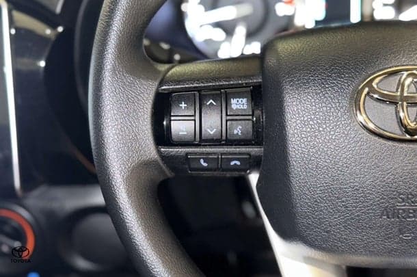 2024 Toyota Hilux Workmate image 18