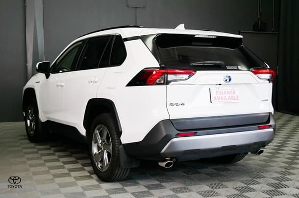 2020 Toyota RAV4 Hybrid GXL-2WD image 6