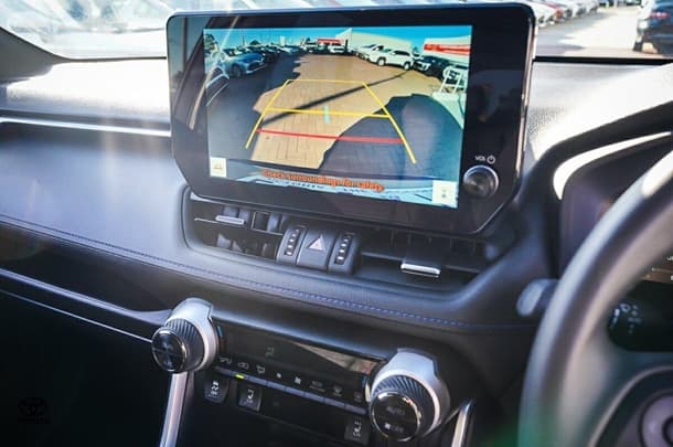 2024 Toyota RAV4 Hybrid XSE 2WD image 23