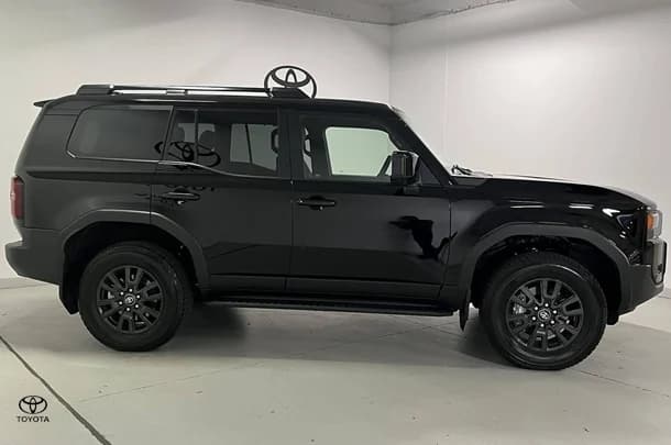 2025 Toyota Prado GXL image 4