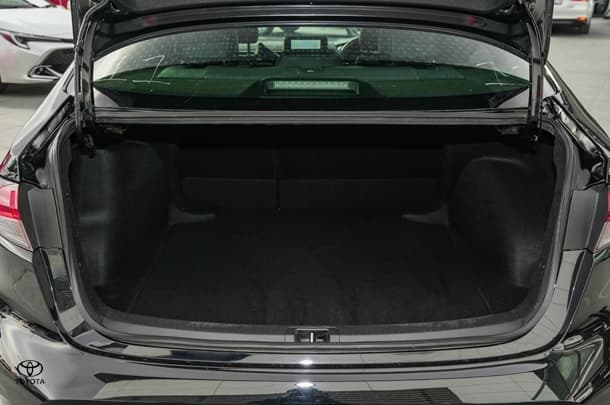 2024 Toyota Corolla Sedan Hybrid ZR image 21