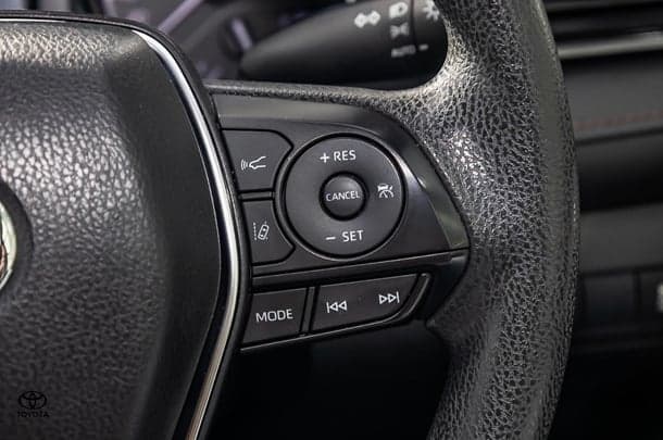 2019 Toyota CAMRY HYBRID Ascent image 24
