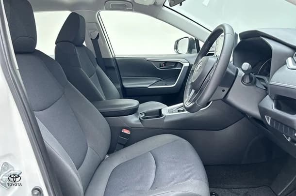 2021 Toyota RAV4 Hybrid GX AWD image 13