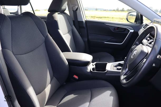 2023 Toyota RAV4 Hybrid GX AWD image 20