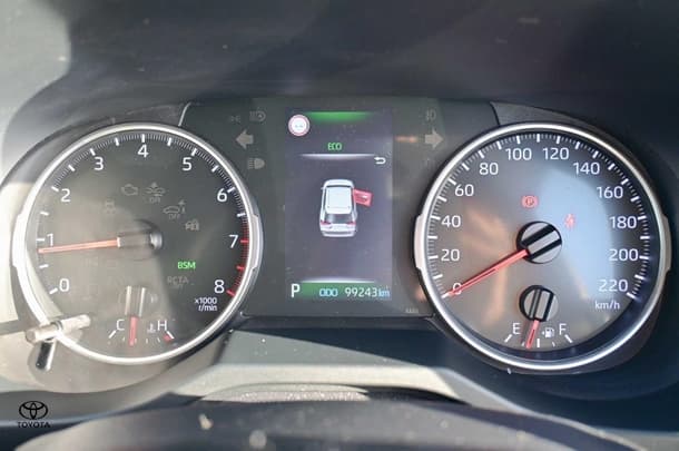 2019 Toyota RAV4 GX image 16