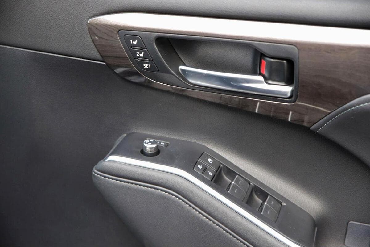 2024 Toyota Kluger Grande Auto eFour image 16