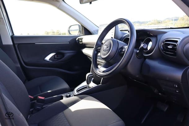 2022 Toyota Yaris Cross Hybrid GX image 19