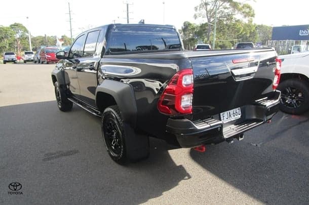 2024 Toyota Hilux GR-S image 6