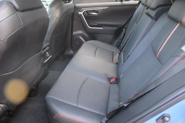 2021 Toyota Rav4 Hybrid Edge AWD image 11