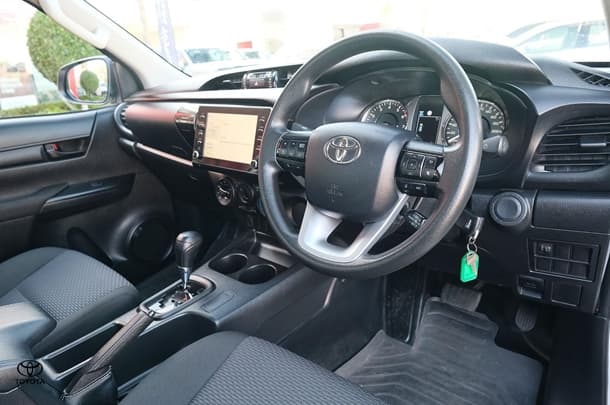 2021 Toyota Hilux 4x2 Workmate image 7