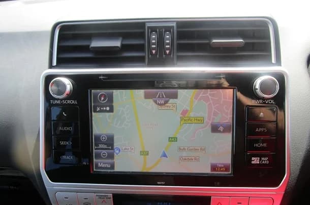 2019 Toyota Prado GXL image 16