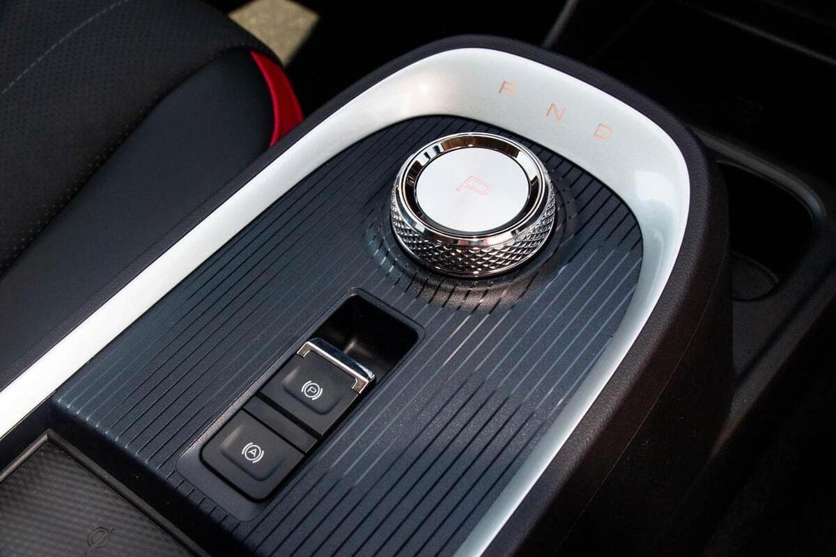 2025 GWM Ora GT Auto image 15