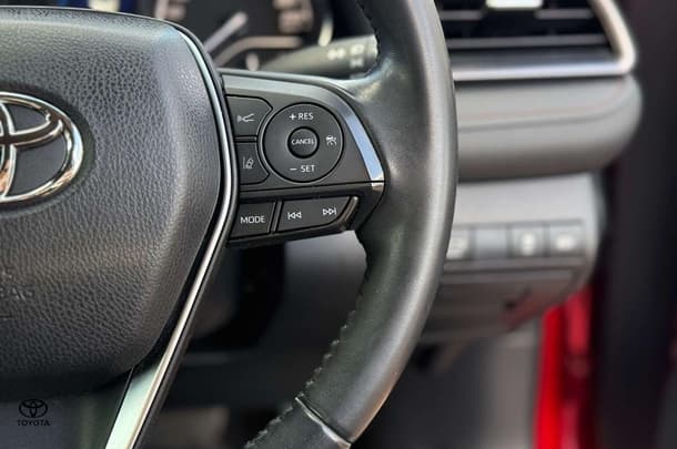 2019 Toyota Camry Hybrid Ascent Sport image 20