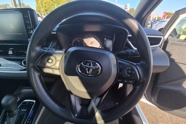 2020 Toyota Corolla Ascent Sport image 13