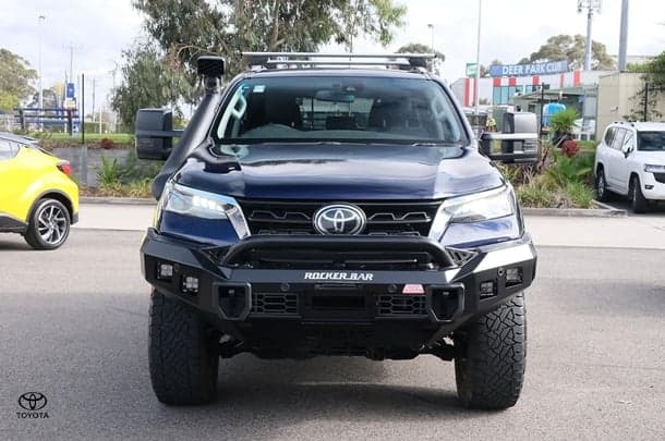 2021 Toyota Fortuner GXL image 3
