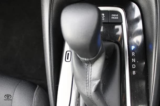 2022 Toyota Corolla Hatch Hybrid Ascent Sport image 5