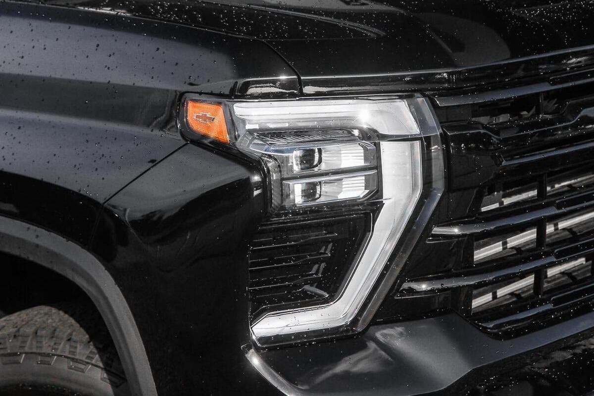 2024 Chevrolet Silverado HD LTZ Premium W/Tech Pack Auto 4x4 MY24 image 19