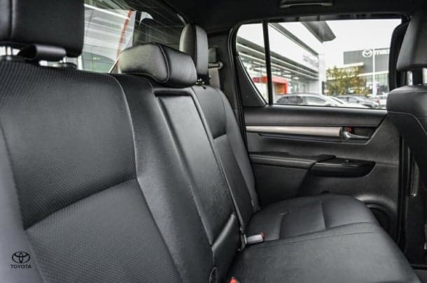 2023 Toyota Hilux 4x4 Rogue image 12