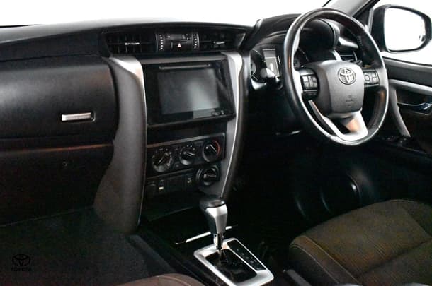 2018 Toyota Fortuner GXL image 6