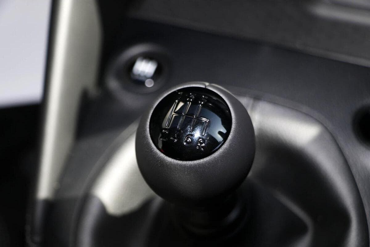 2024 Nissan Z Z34 Manual MY24 image 19