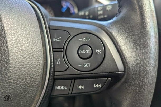 2020 Toyota RAV4 Hybrid Cruiser-AWD image 16