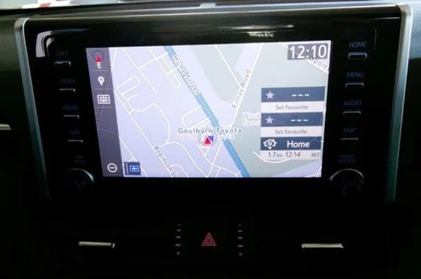 2022 Toyota RAV4 XSE image 7
