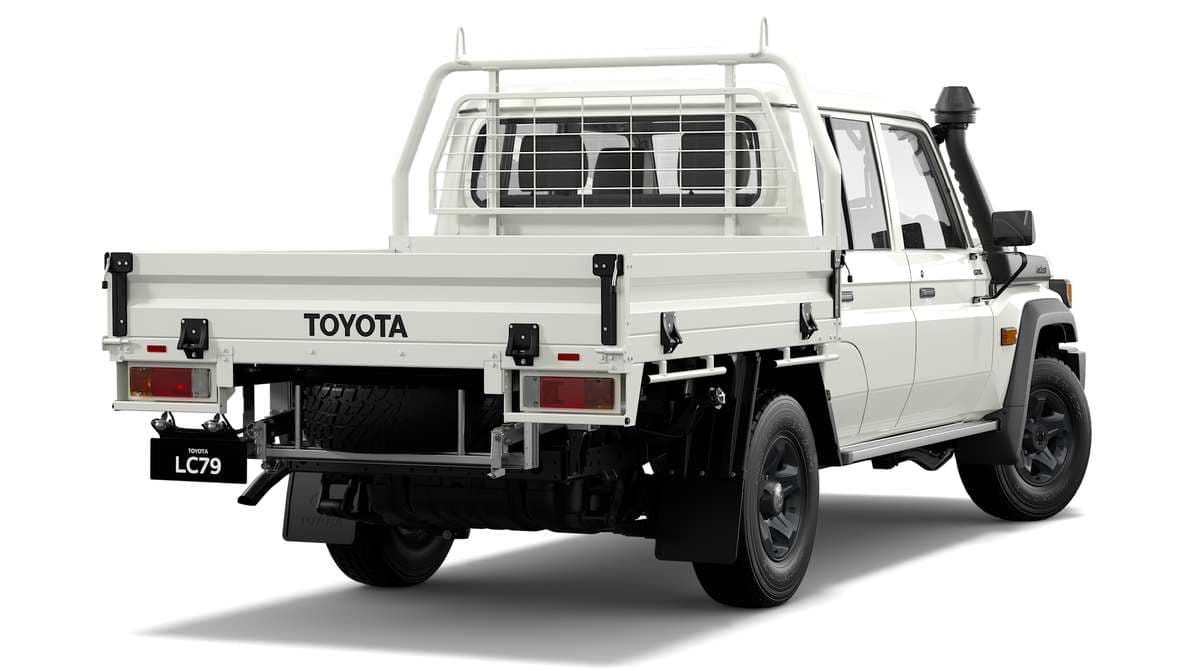 2025 Toyota LandCruiser 79 GXL Double-Cab Cab-Chassis Differential Locks option image 3