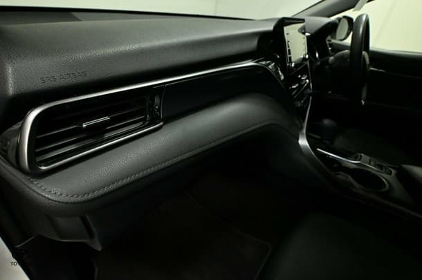 2023 Toyota Camry Ascent image 18