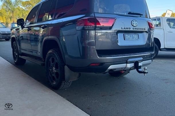 2021 Toyota Landcruiser GR-S image 6