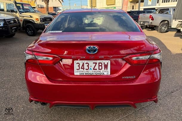 2019 Toyota Camry Hybrid Ascent Sport image 8