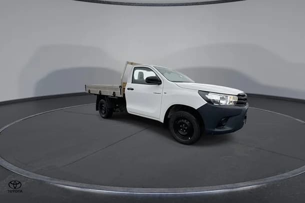 2023 Toyota HILUX Workmate image 2