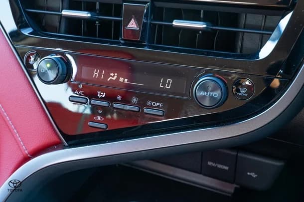 2023 TOYOTA Camry Hybrid SX image 15