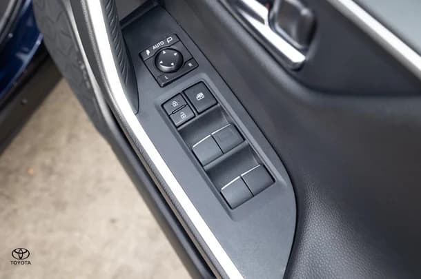 2021 Toyota RAV4 Hybrid Cruiser-AWD image 15