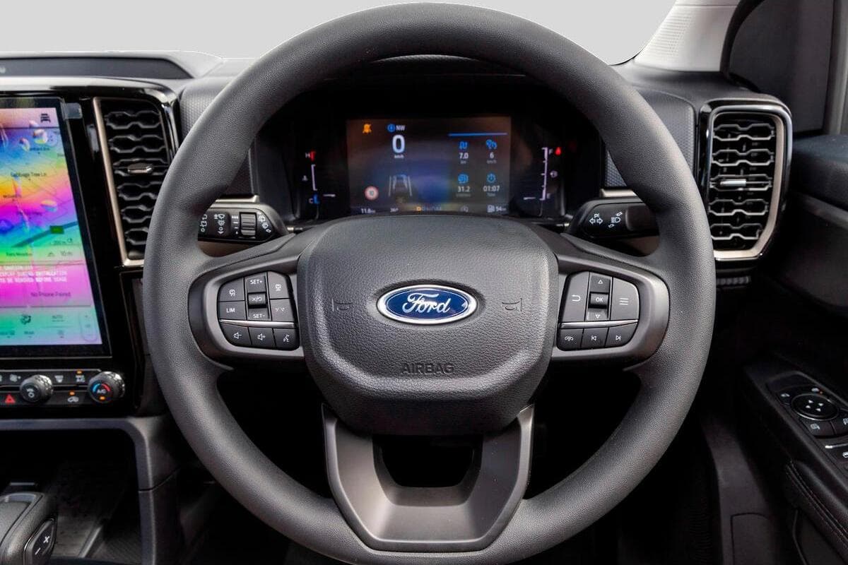 2025 Ford Everest Ambiente Auto RWD MY25.25 image 8
