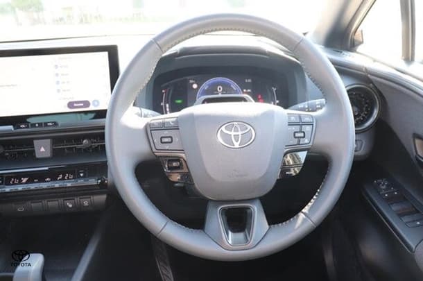 2023 Toyota C-HR Hybrid GXL-2WD image 15