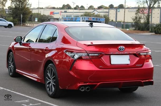 2023 Toyota Camry Hybrid SL image 11