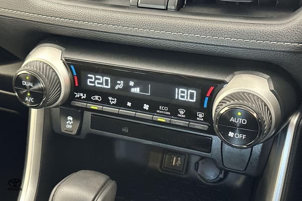 2023 Toyota Rav4 Hybrid GX-2WD image 24